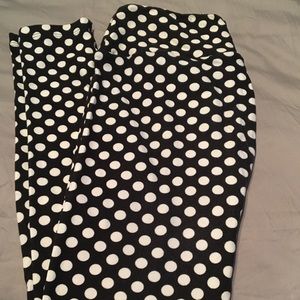 LuLaRoe Leggings - Black & White Polka Dots